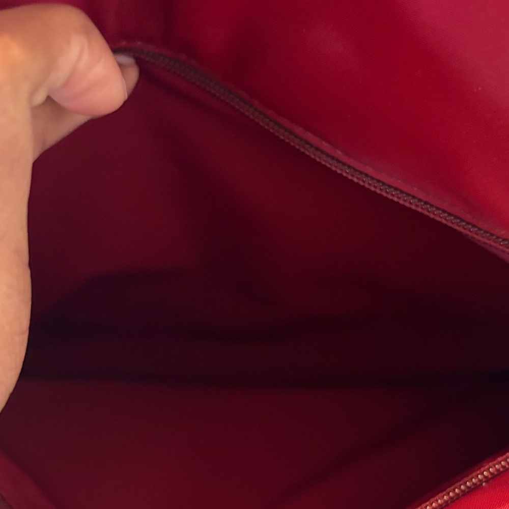 Lo & Son’s OG Shoulder Bag with Black Handles - Picture 7 of 10